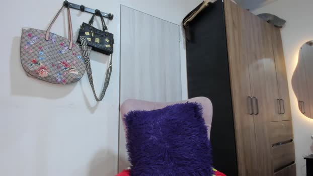 paris_angelx yummy Webcam SHOW @ Chaturbate 28-11-2025