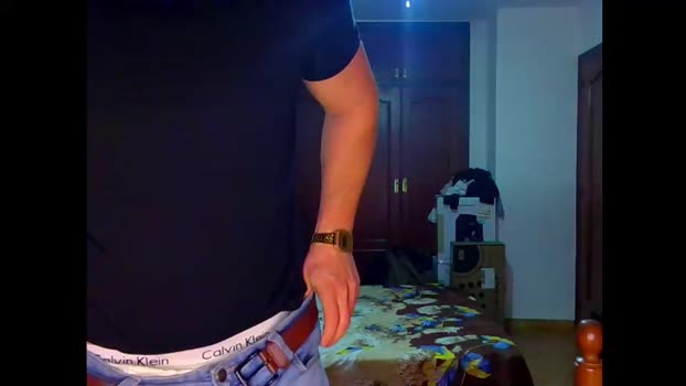 shirtless_dj naked Webcam SHOW @ Chaturbate 28-11-2025