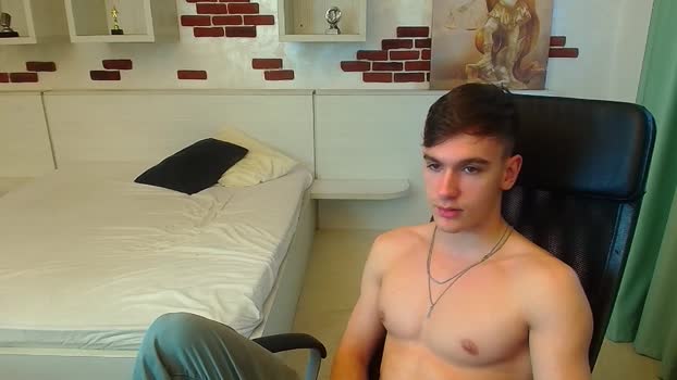 bradyflint lick Webcam SHOW @ Chaturbate 30-11-2025