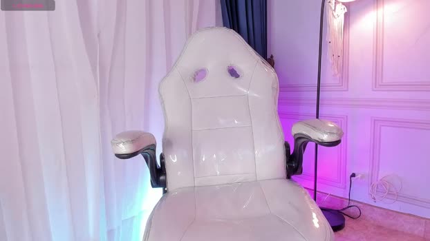 doll_isa_ sucktits Webcam SHOW @ Chaturbate 30-11-2025