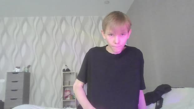 sweetboy7072007 Show Webcam SHOW @ Chaturbate 30-11-2025