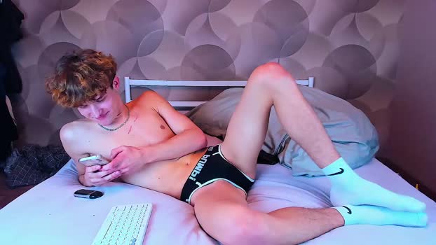ian_flor deepthroat Webcam SHOW @ Chaturbate 01-12-2025