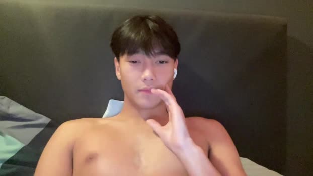 taiob283 Video Webcam SHOW @ Chaturbate 01-12-2025