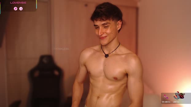 thomklein spank Webcam SHOW @ Chaturbate 02-12-2025