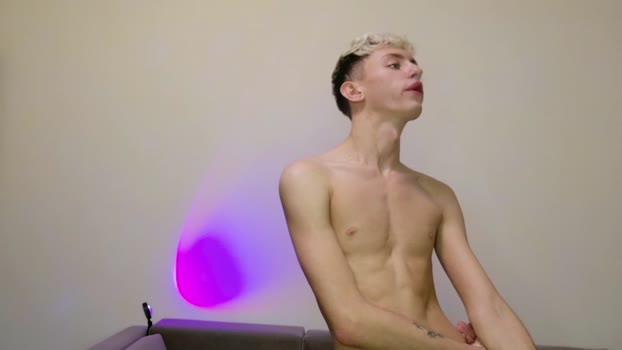 leonlure suck Webcam SHOW @ Chaturbate 02-12-2025