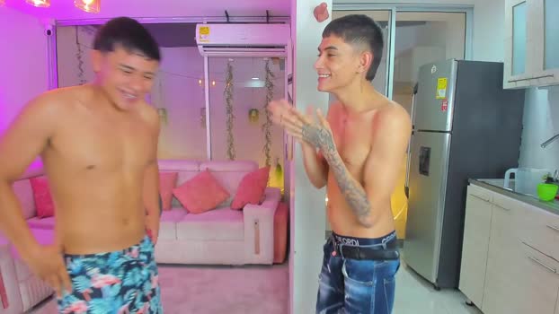 houseofwarrios Video Webcam SHOW @ Chaturbate 04-12-2025