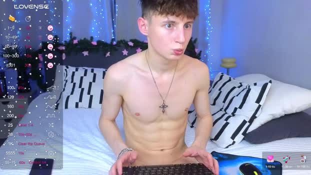 crisp1n hardcock Webcam SHOW @ Chaturbate 04-12-2025