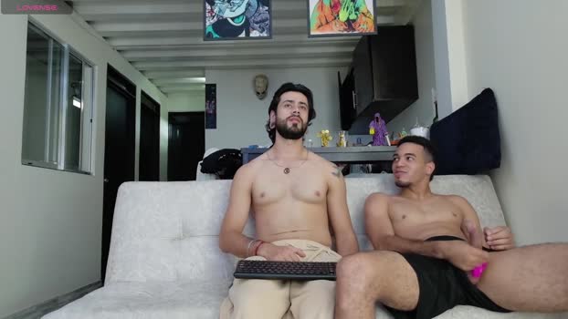 straight__friends lovense Webcam SHOW @ Chaturbate 05-12-2025