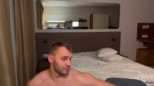 tasty_justin fuckme Webcam SHOW @ Chaturbate 04-12-2025
