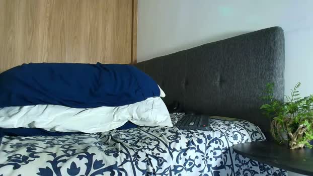 alejandro_bigcock fuckhard Webcam SHOW @ Chaturbate 06-12-2025