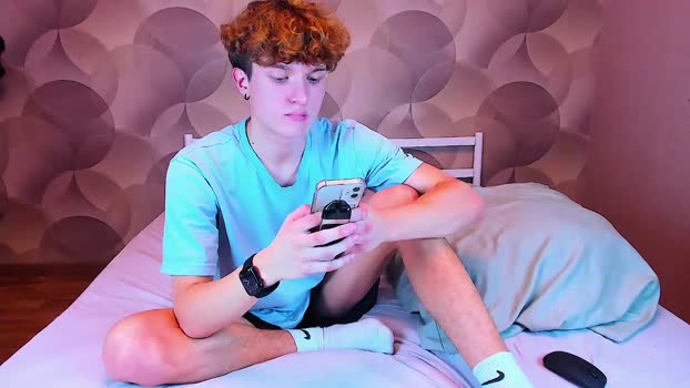 ian_flor spanking Webcam SHOW @ Chaturbate 05-12-2025