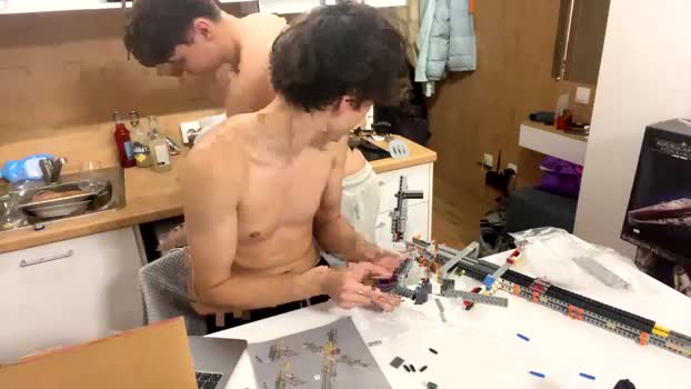 dimamozaev400 love Webcam SHOW @ Chaturbate 07-12-2025