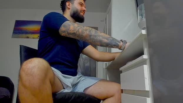lukedenver Webcam Webcam SHOW @ Chaturbate 07-12-2025