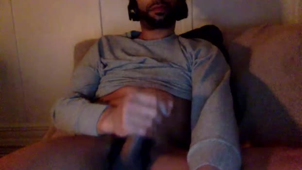 u1f33f kiss Webcam SHOW @ Chaturbate 07-12-2025