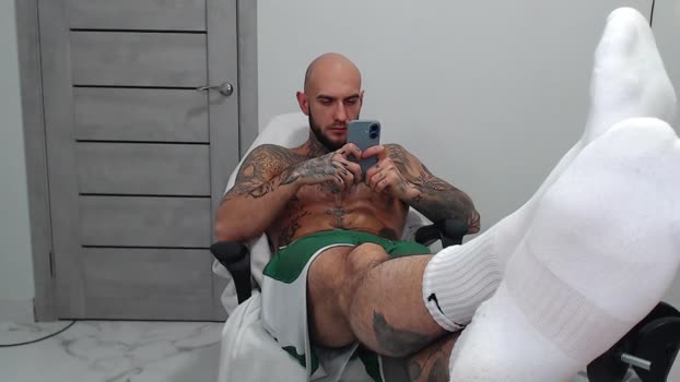 maxi_foxxx XXX Webcam SHOW @ Chaturbate 09-12-2025