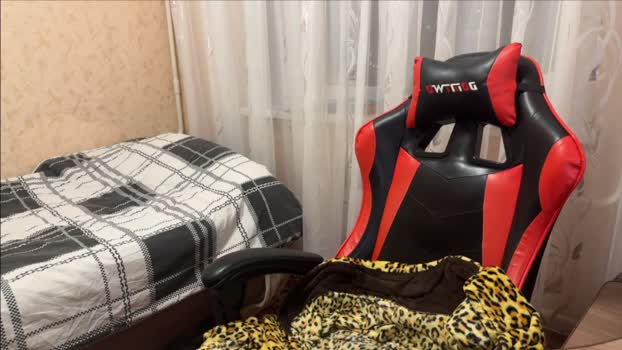 golden_flash kissing Webcam SHOW @ Chaturbate 09-12-2025