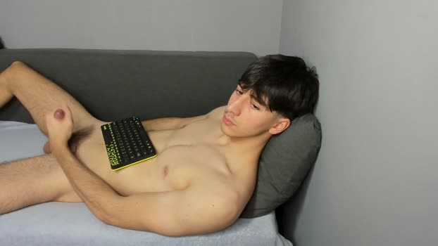 hotflirtyfella twink Webcam SHOW @ Chaturbate 10-12-2025