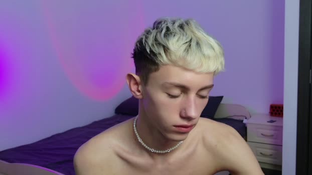leonlure fuckass Webcam SHOW @ Chaturbate 09-12-2025