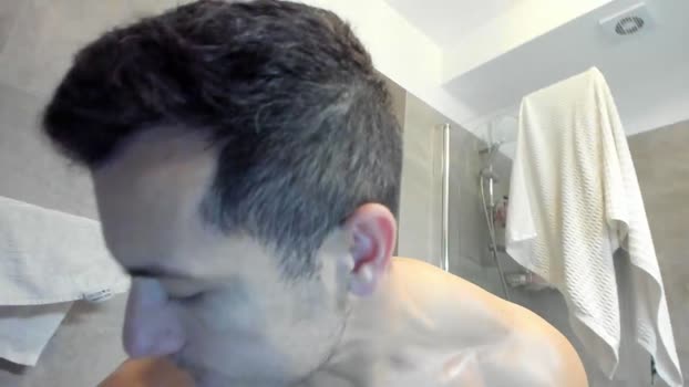 roberto4ever fuckme Webcam SHOW @ Chaturbate 11-12-2025