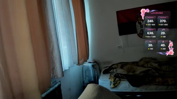 1vampirella_gs spanking Webcam SHOW @ Chaturbate 12-12-2025
