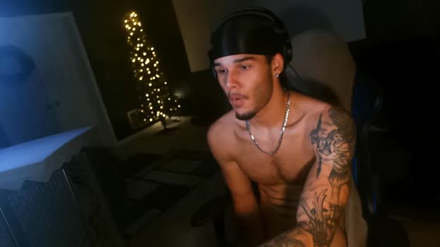 kylewhitedgs kinky Webcam SHOW @ Chaturbate 12-12-2025