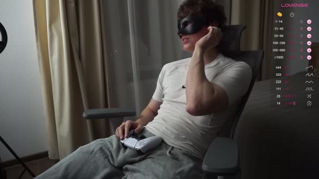 maestro3369 sexykitty Webcam SHOW @ Chaturbate 15-12-2025