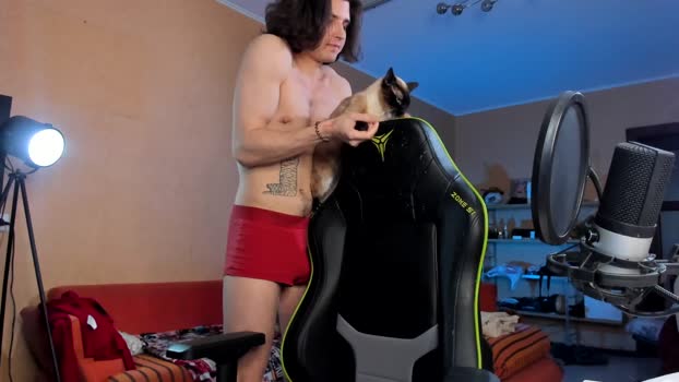 martinlutar420 Cam Webcam SHOW @ Chaturbate 15-12-2025