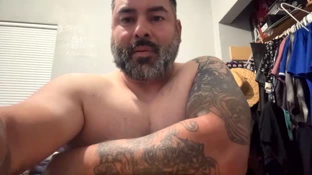 suavecito67 striptease Webcam SHOW @ Chaturbate 16-12-2025