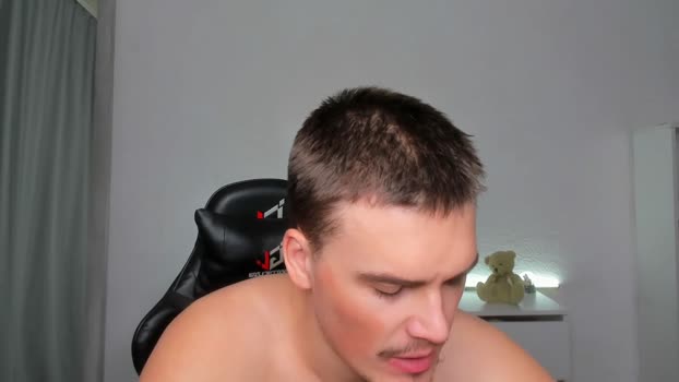 xx_raul_xx_ spanking Webcam SHOW @ Chaturbate 16-12-2025