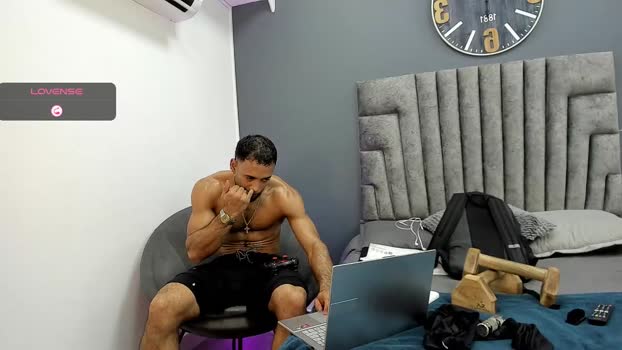 emilio_brandon suckshow Webcam SHOW @ Chaturbate 18-12-2025