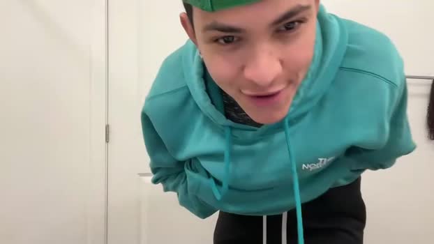 sbouchikh03 big Webcam SHOW @ Chaturbate 19-12-2025