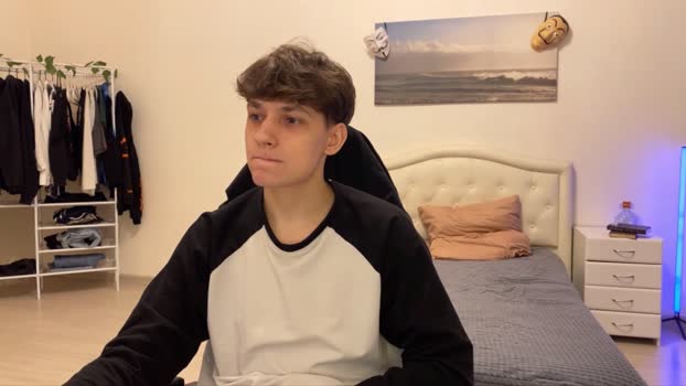 thomas617826 jerkoff Webcam SHOW @ Chaturbate 18-12-2025