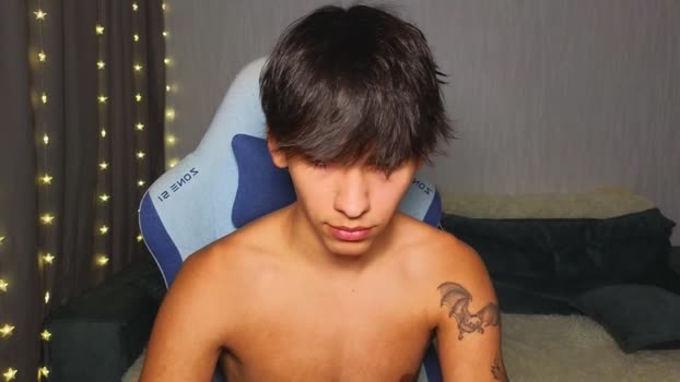 chem1ko Pretty Webcam SHOW @ Chaturbate 20-12-2025