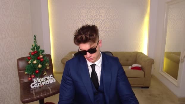 maxkaiden wank Webcam SHOW @ Chaturbate 20-12-2025