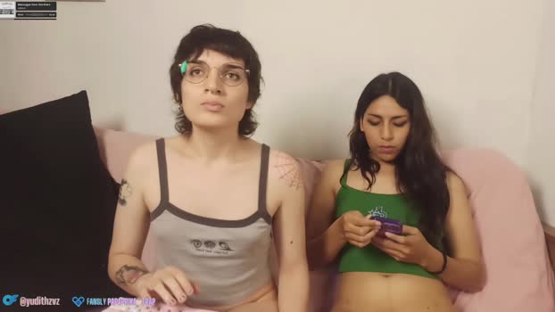 paprika_trap Webcam Webcam SHOW @ Chaturbate 19-12-2025