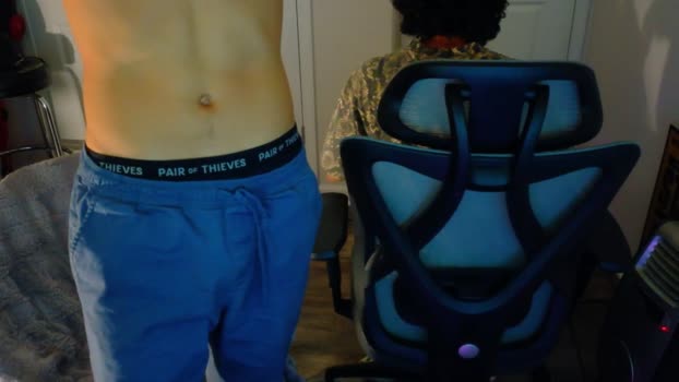 apachewithawebcam spanking Webcam SHOW @ Chaturbate 20-12-2025