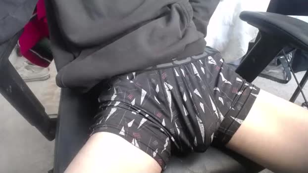 yungdoobie legs Webcam SHOW @ Chaturbate 20-12-2025