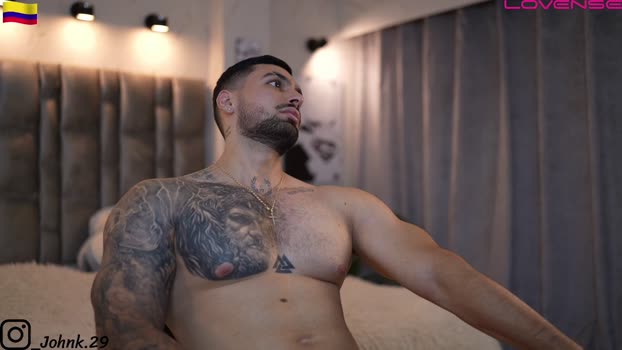 john_king29 striptease Webcam SHOW @ Chaturbate 21-12-2025