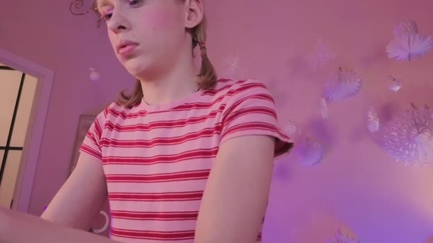 mrs_mills fuckme Webcam SHOW @ Chaturbate 21-12-2025