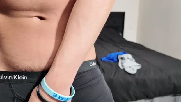 yourguuy21 sexymale Webcam SHOW @ Chaturbate 22-12-2025