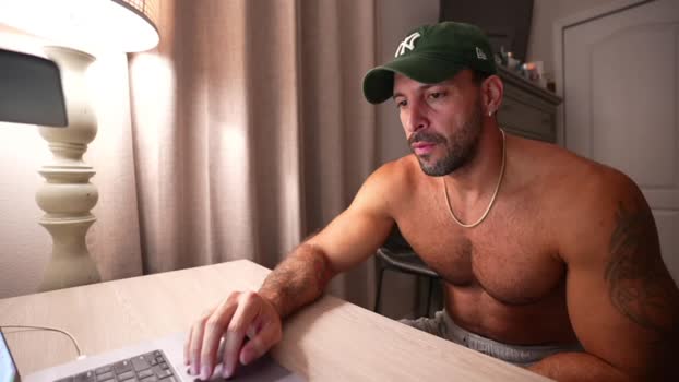 brucestryker bj-dildo Webcam SHOW @ Chaturbate 23-12-2025