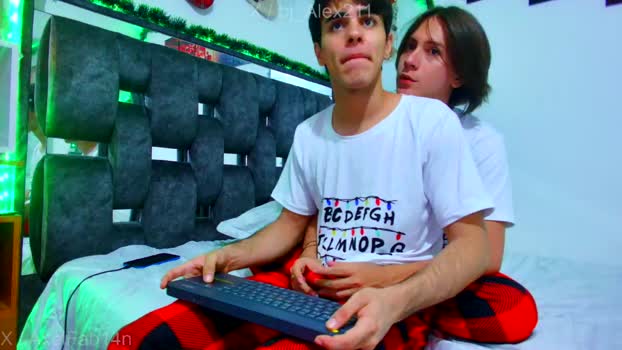 alex_and_fabian bigcock Webcam SHOW @ Chaturbate 24-12-2025