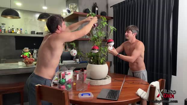 colbyknox kinky Webcam SHOW @ Chaturbate 25-12-2025