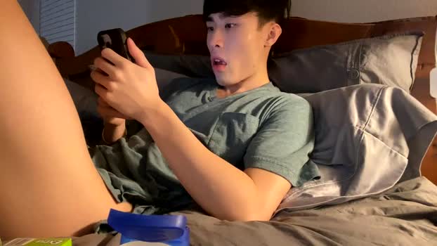 hottiewithabody101 Topless Webcam SHOW @ Chaturbate 24-12-2025