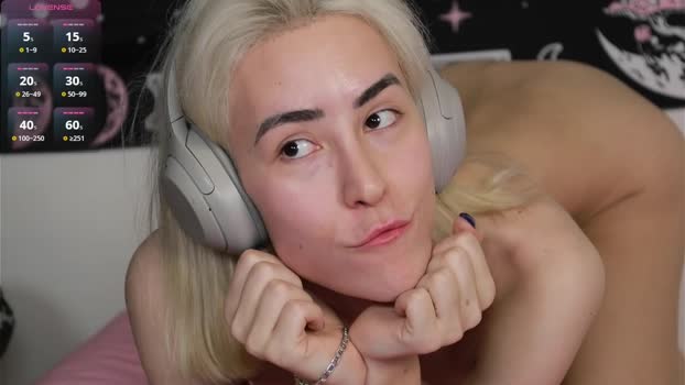 laliwhite big Webcam SHOW @ Chaturbate 25-12-2025