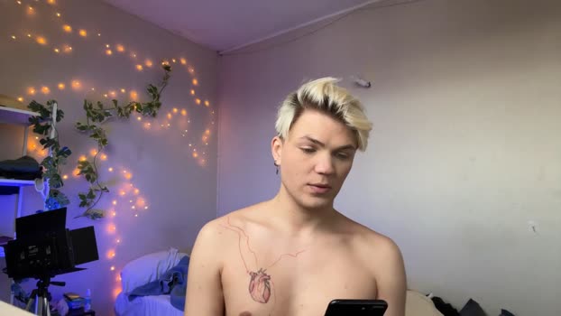 moonflamek fuckhard Webcam SHOW @ Chaturbate 25-12-2025
