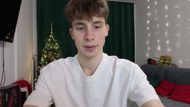 cute_brian Video Webcam SHOW @ Chaturbate 25-12-2025