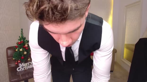 maxkaiden strip Webcam SHOW @ Chaturbate 27-12-2025
