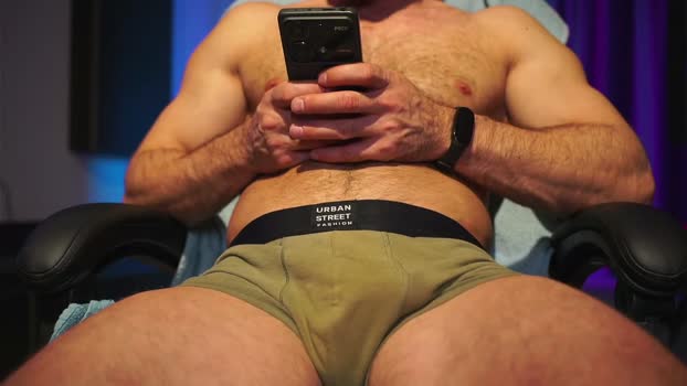 adam_fucks squirt Webcam SHOW @ Chaturbate 28-12-2025