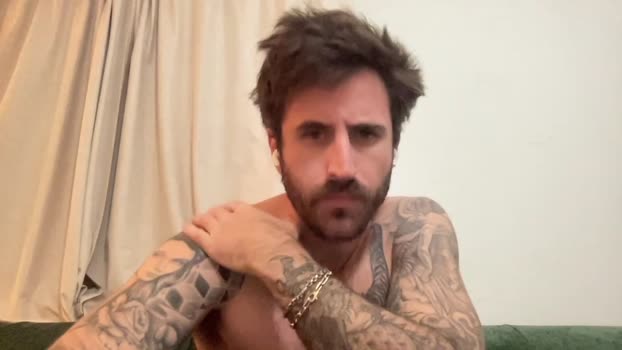 dukethedude fuckher Webcam SHOW @ Chaturbate 28-12-2025